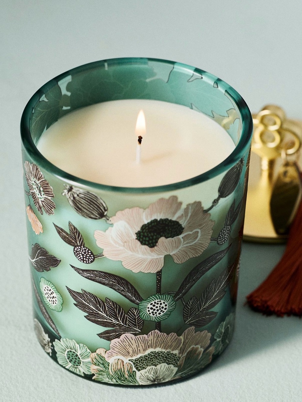 Anthropologie Amelie Woody Teakwood & Rose Lidded Glass Candle
